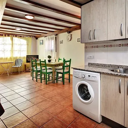 Bellavista Apartment *